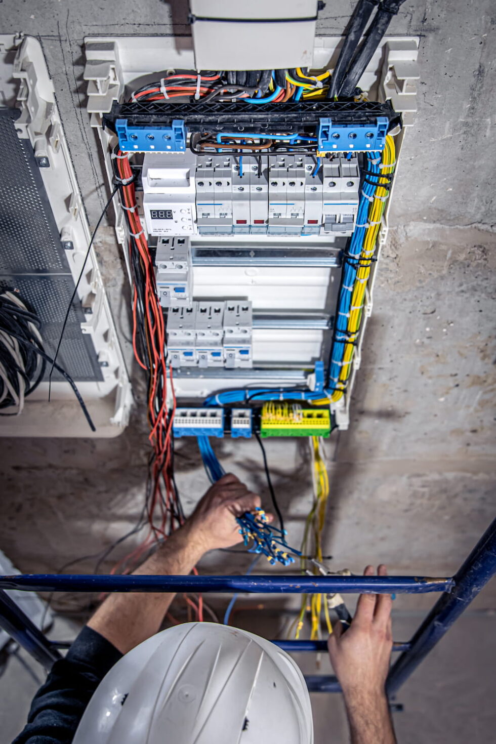 Instalaciones Electricas Industriales Brielectric